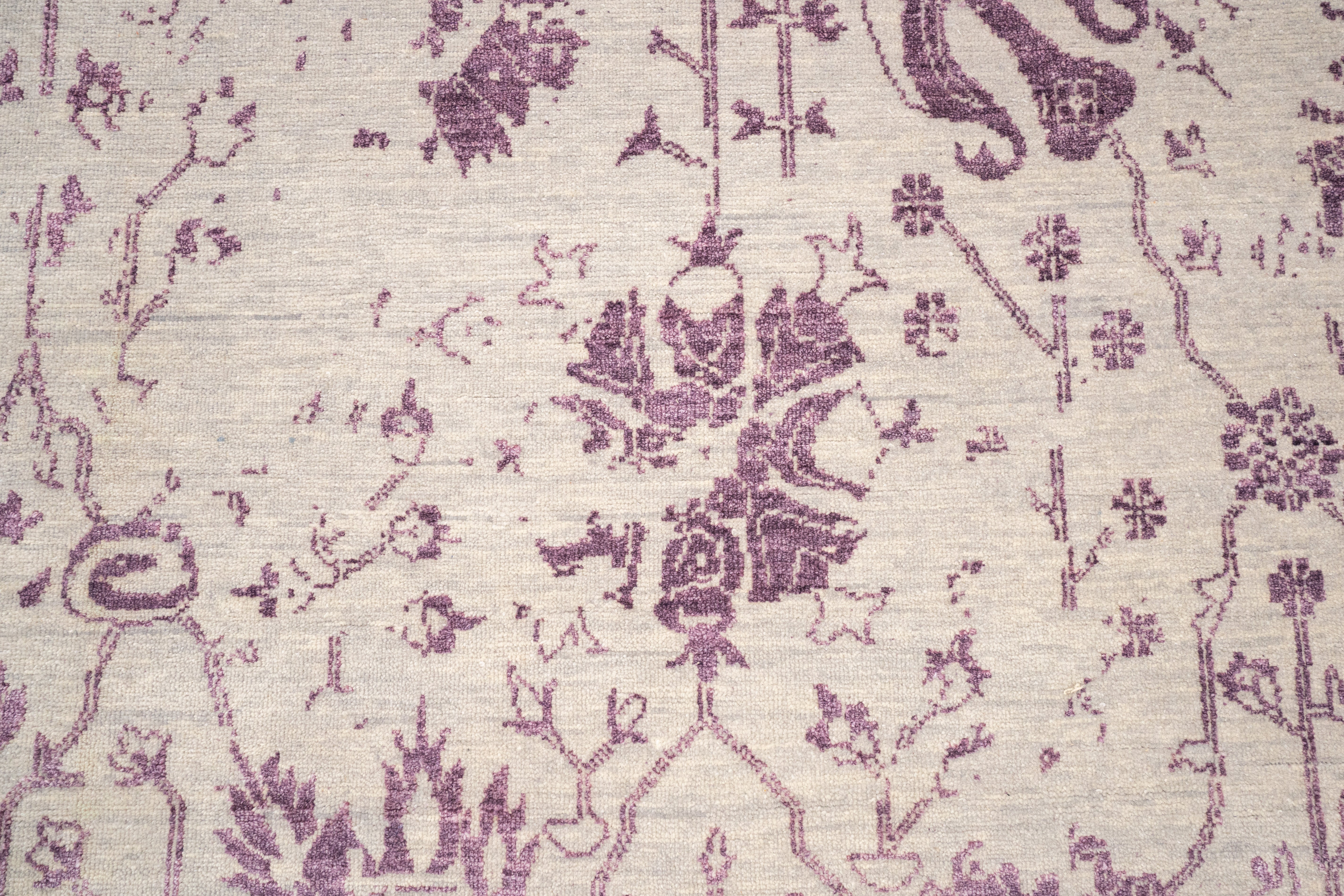 Handknotted Carpet, DIA - 4351 VASE 3, Silver & Wine